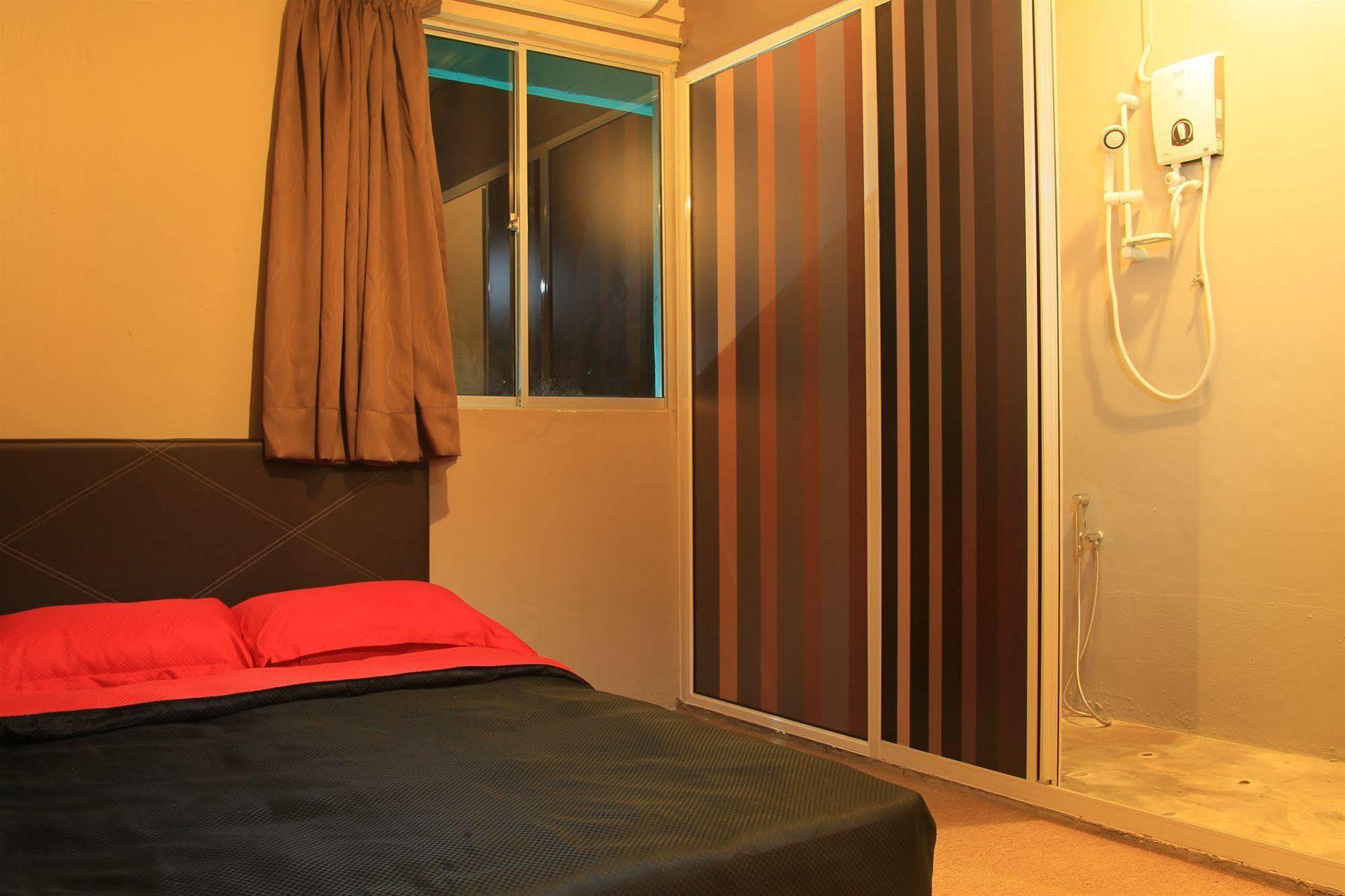 The Room @ Zishi Kota Bharu Eksteriør billede